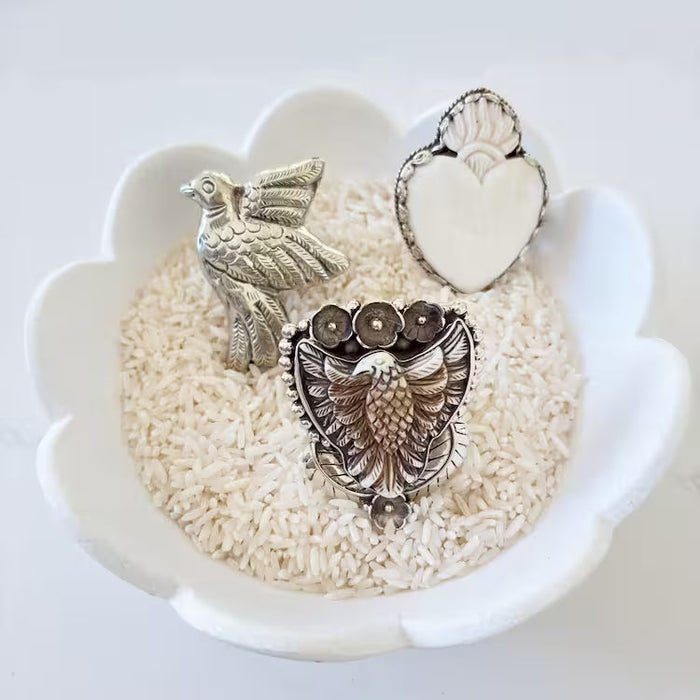 STATEMENT RINGS