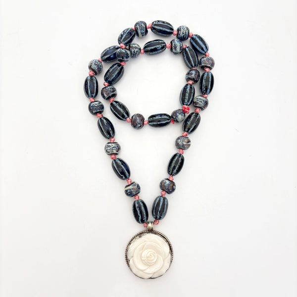 Talisman Necklace - Blooming Rose necklace product photo, high quality jewelry image